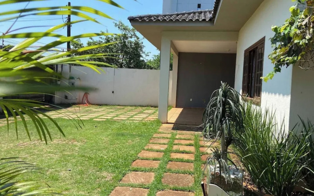 Casa Ampla piscina para ate 16 hospede
