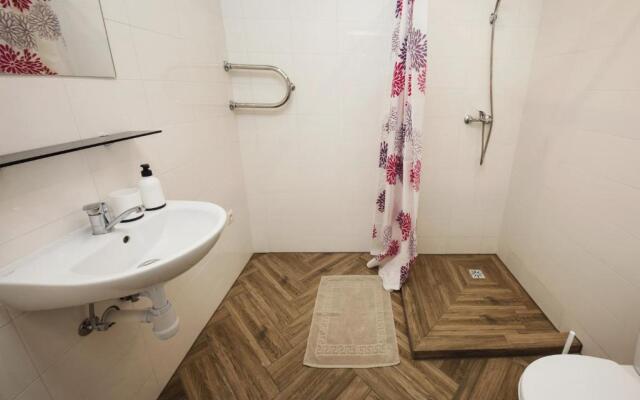 RVR Smart Apart 203