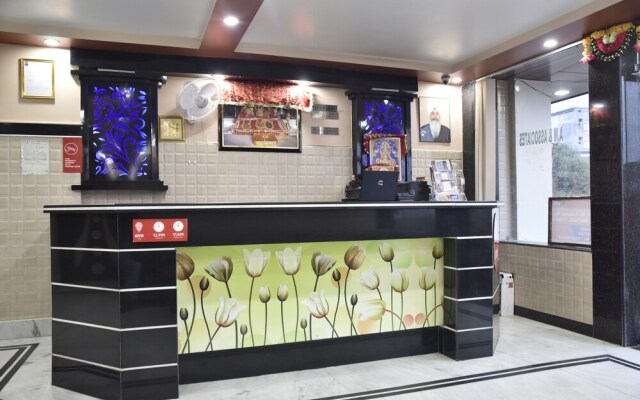 OYO 10155 Vijay International