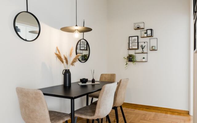 UPSTREET Central Cozy Apartments in Plaka