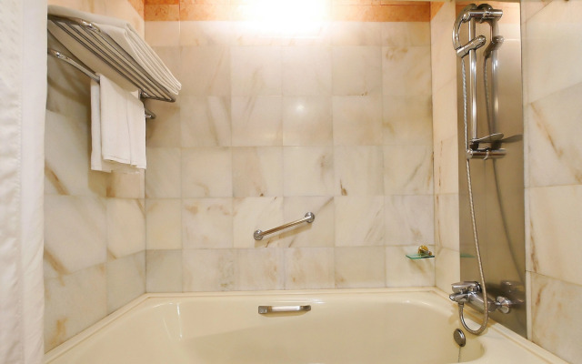 HiONE Holiday Hotel Taipei