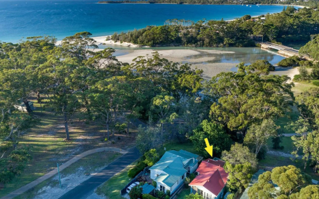 Tapalla Point at Huskisson 4pm Check Out Sundays