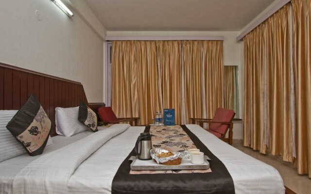Goroomgo Elena Aastha Regency Manali