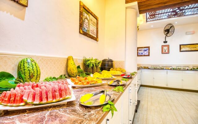 Tembo House Hotel