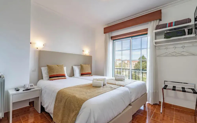 Residencial Padre Pio by Umbral