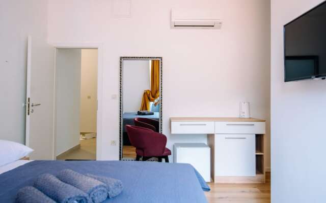 Art Deco Rooms by DuHomes