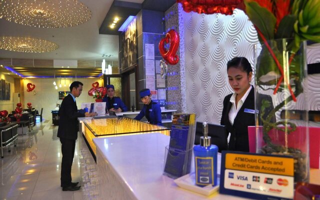 Hotel DreamWorld North EDSA