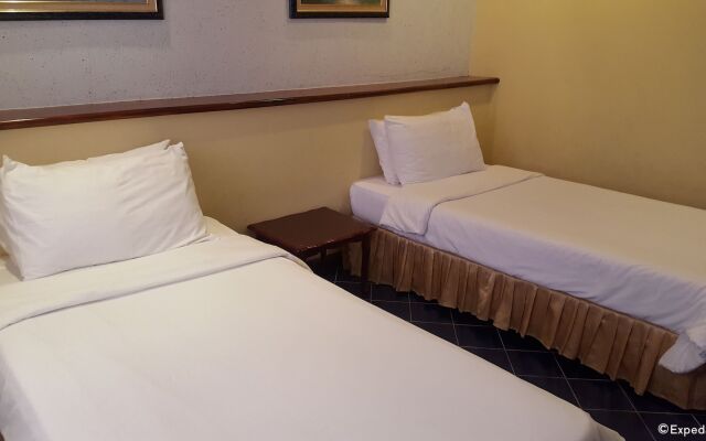 Dumaguete Royal Suite Inn