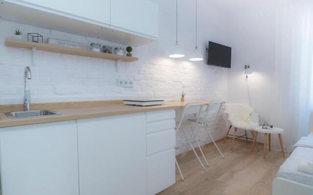 "D&M" Studio Apartments