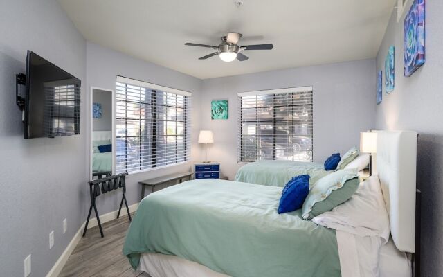 Capri 3 Bedroom Condo by RedAwning