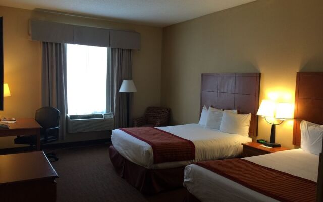 Baymont Inn and Suites Savannah Garden City