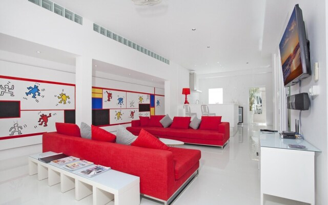 Majestic Design Villa