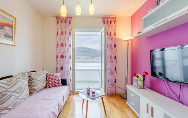 Mountain View Apartment