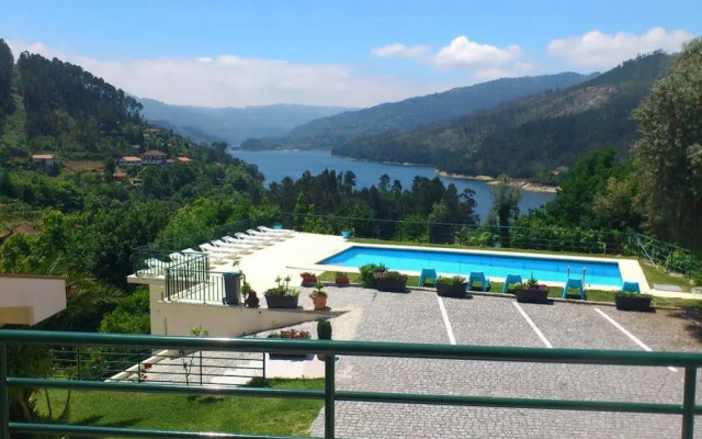 Hotel Lagoa Azul do Gerês