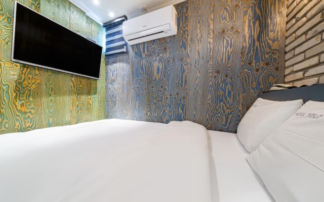 Hotel YOLO Yeongdeungpo