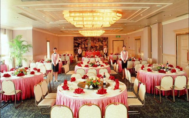 Shanghai International Airport Hotel