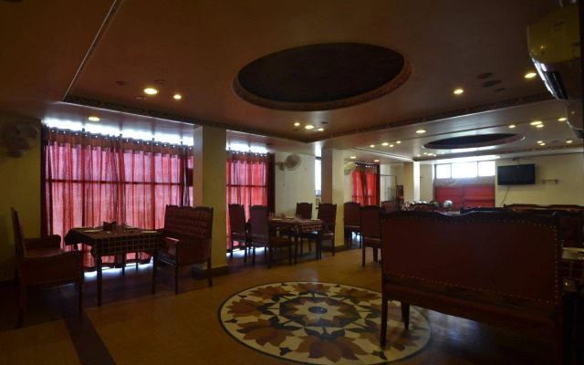 OYO 2105 Hotel Royal Sheraton