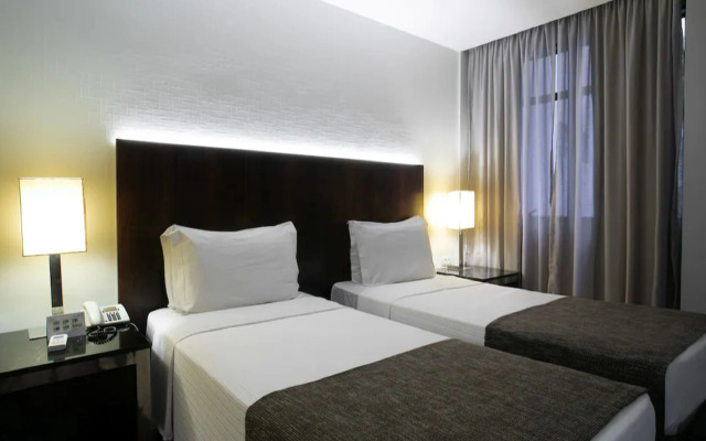 Orla Copacabana Hotel