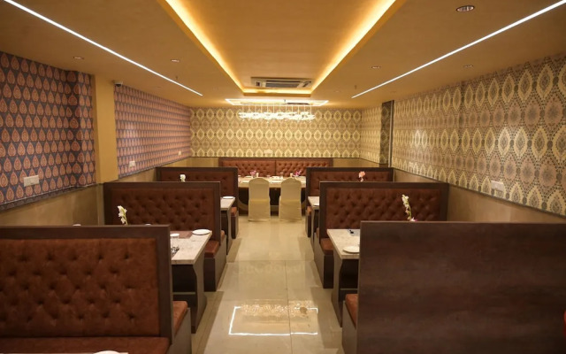 Hotel Ananta Sayana