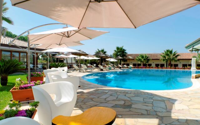 Paestum Inn Beach Resort