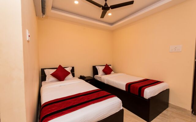 OYO 8812 White Palace Hotel & Resort New Alipore
