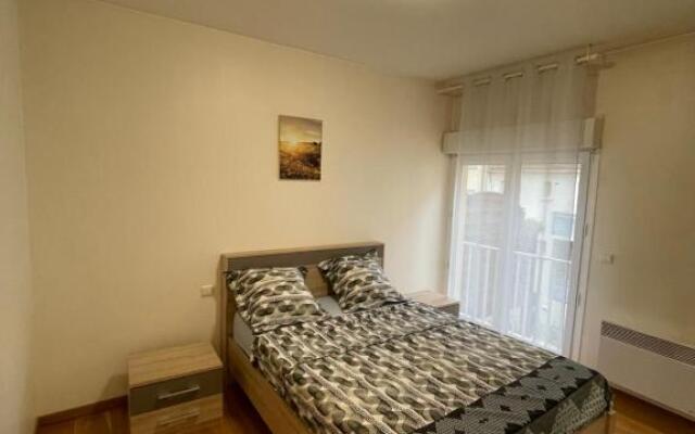 Grand appartement 87m2 à 10 mètres de la plage