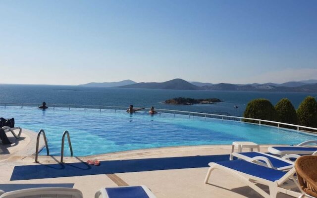 Villa 1 Bedroom Lake View 10 by Likya Global