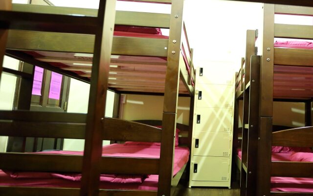 Budget Hostel