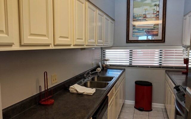 Palm Beach Club by Surfside VR