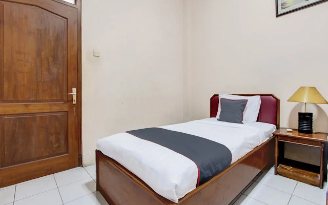 OYO 1751 Hotel Trihadhi