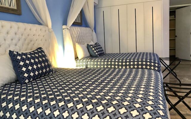 Lovely Luxury Home Near the Beach, 10 ppl