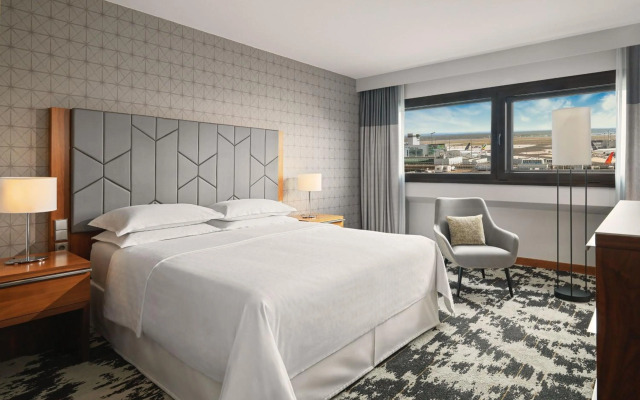 Sheraton Frankfurt Airport Hotel & Conference Center