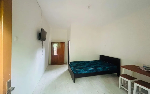 OYO 95097 Griya Asri Guest House – Guest Rooms – Sleman