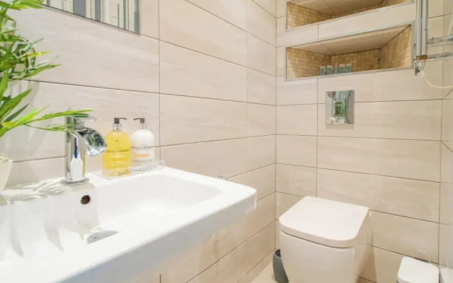 Sheffield Oasis Apartment - Modern & Cosy Stay