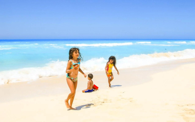 Grand holidays Green Resort