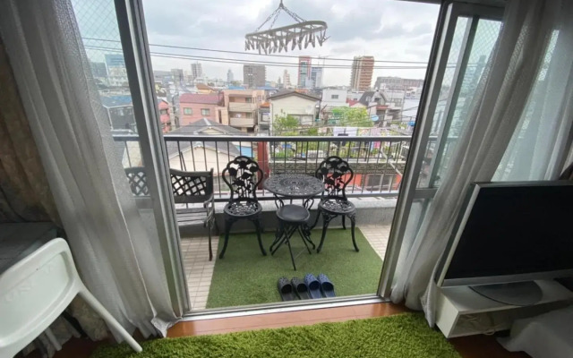 Takemura Building 305