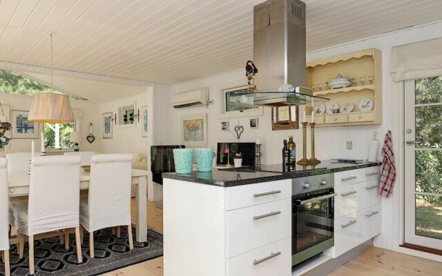 Modern Holiday Home in Hovedstaden With Roofed Terrace