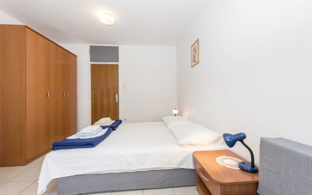 Apartments Lana