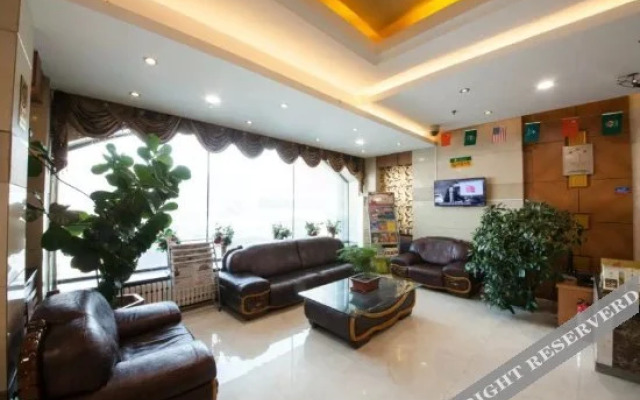 Longyi Hotel (Harbin Chinese Baroque Style Street Store)