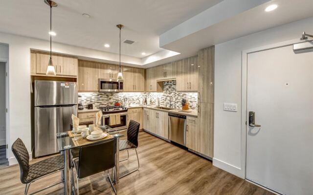 Global Luxury Suites Irvine