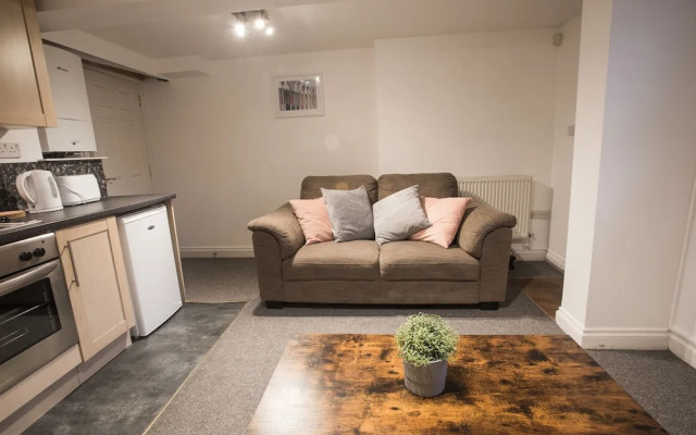 Short Stay Bristol - Warden Apartment