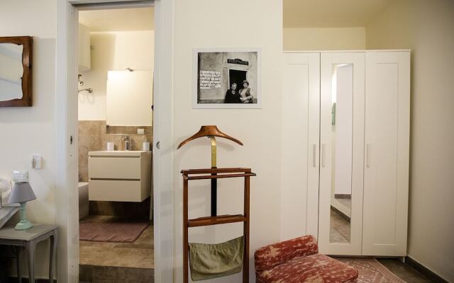 Portineria 23 vicino a Ortigia