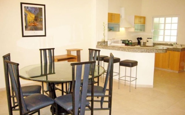 Las Olas family Townhome Apartments