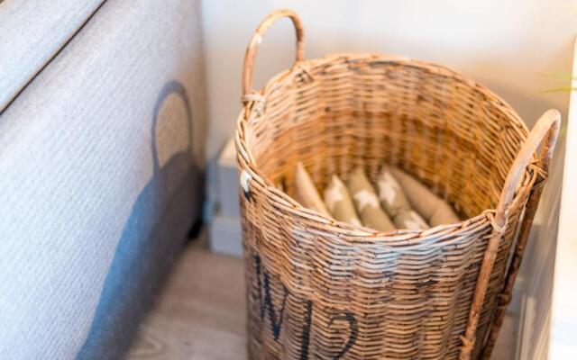 Whg_ 59 _Peter_ Haus Kaept_n_Chris