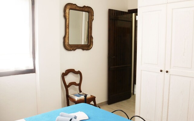 Casa Elena 3 Bedrooms Apartment in Alghero