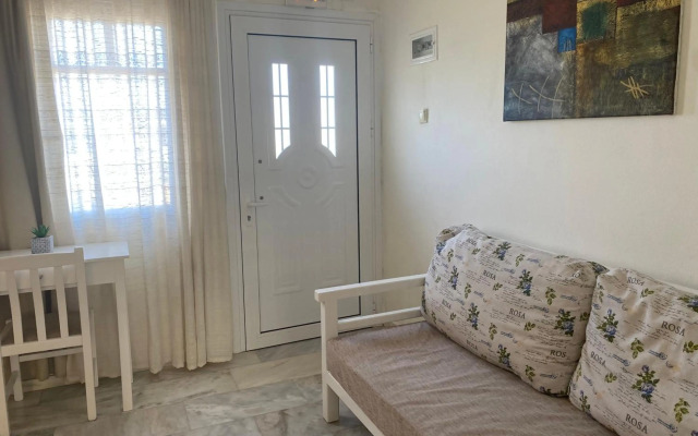 Dialinas Apartments