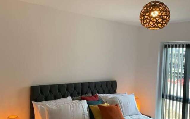 Stunning 2-bed Apartment in Grays