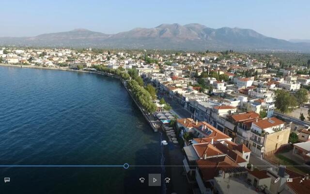 apt 30m from beach