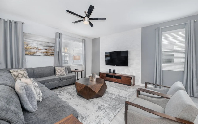 Family Reunion 10br Villa Pool/spa Near Disney!