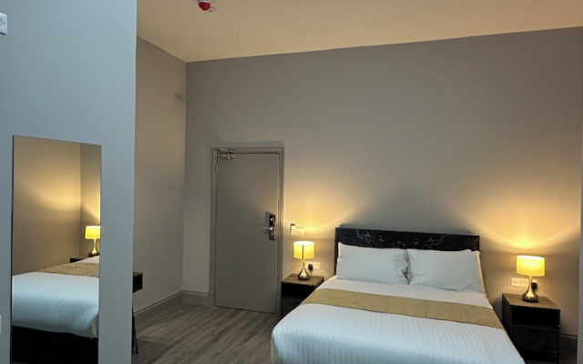 Amorist Hotel